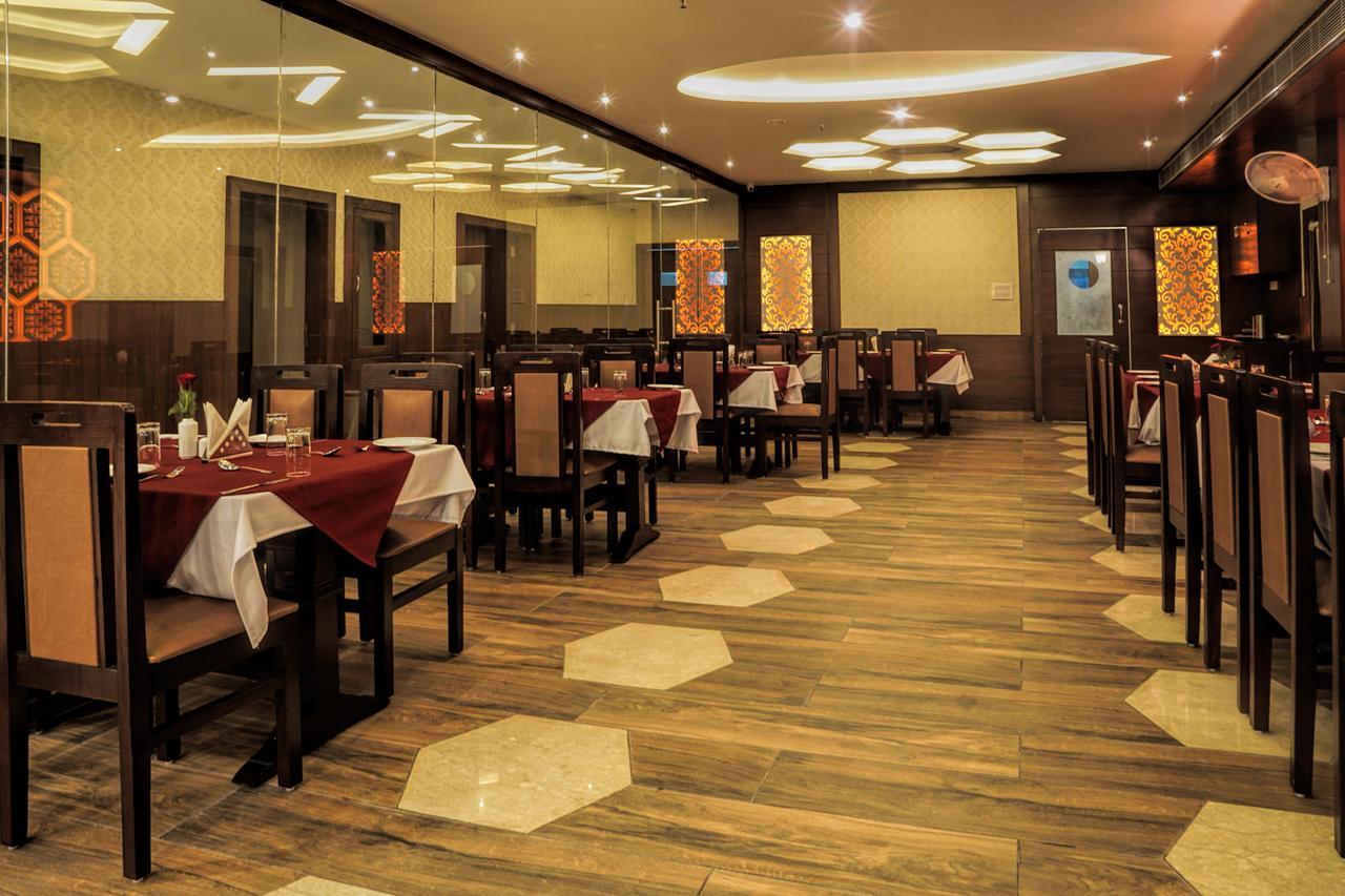 Admire Inn By Tgi Udaipur Exterior foto